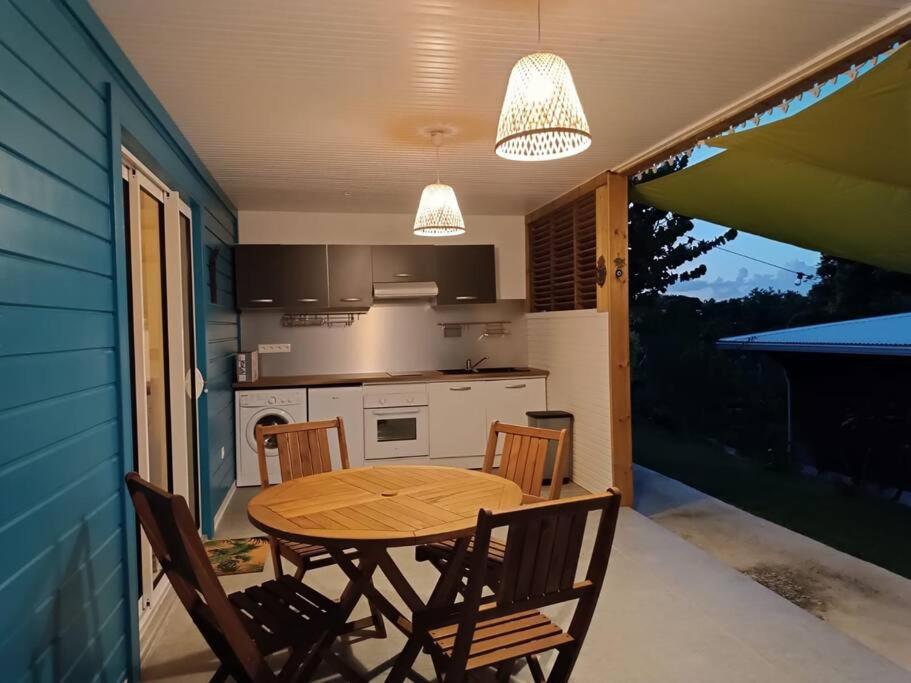 Tukusi Bungalow Le Moule Eksteriør billede
